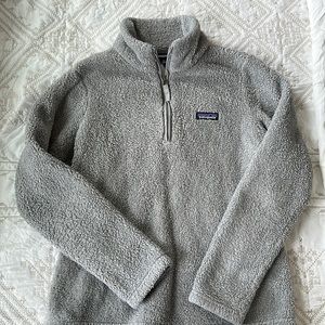 Patagonia Women's Los Gatos Fleece Quarter-Zip Fleece Pullover Jacket in Gray